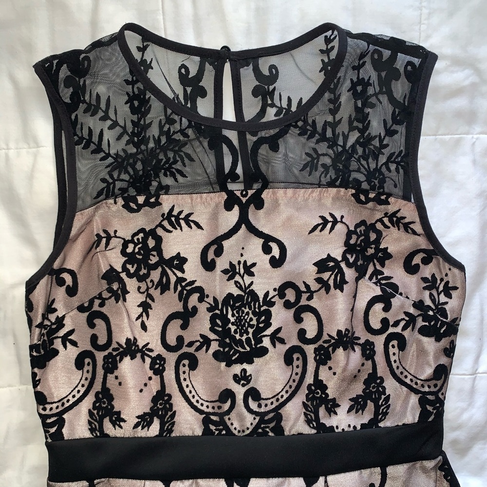 DRESS BARN 20’s inspired dress